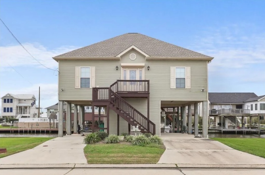 New Orleans Fishing Lodge Barataria, LA
